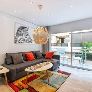 Boliches 2nd Line Apartment